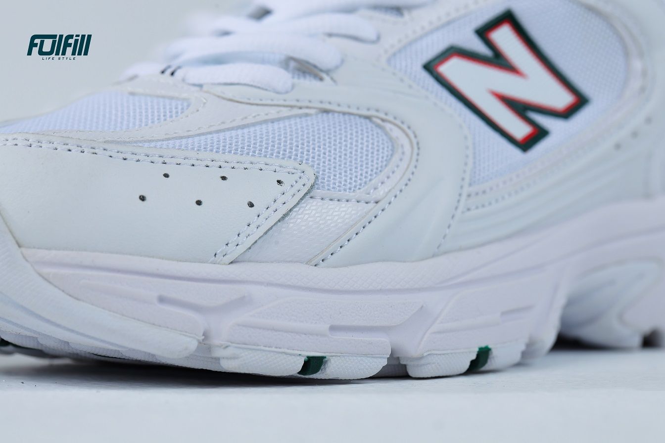 New Balance 530 trainers White FulFill